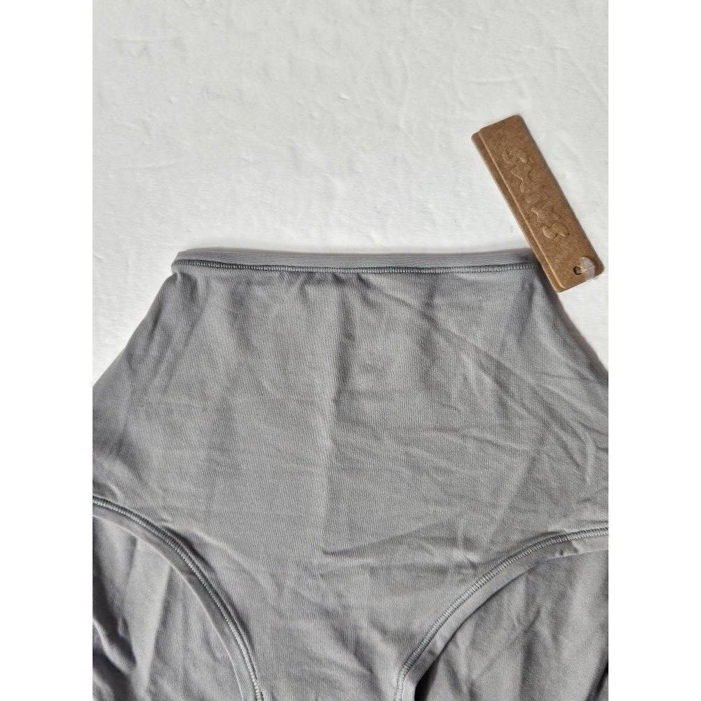 Skims full panty Nwt - Picture 2 of 8